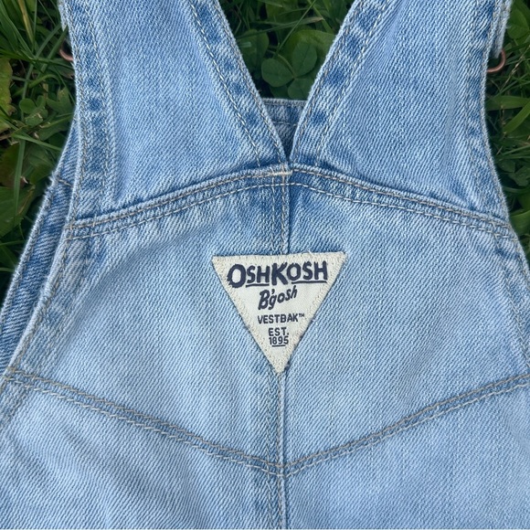 Vintage Oshkosh B’Gosh Toddler Girls Vestbak Denim Bibs Overalls Size 18M Cotton - Picture 4 of 8